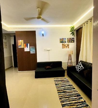 Appartamento Panah . Guwahati Esterno foto